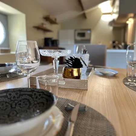 2ème étage 4 Personnes Dans Château Avec Piscine Collective Apartamento