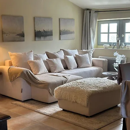 Apartamento 2ème étage 4 Personnes Dans Château Avec Piscine Collective