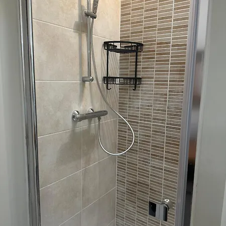 2ème étage 4 Personnes Dans Château Avec Piscine Collective Apartamento Lussan (Gard)