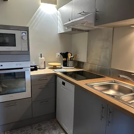 Apartamento 2ème étage 4 Personnes Dans Château Avec Piscine Collective