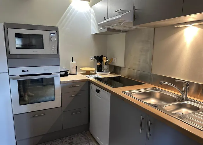公寓 2eme Etage 4 Personnes Dans Chateau Avec Piscine Collective