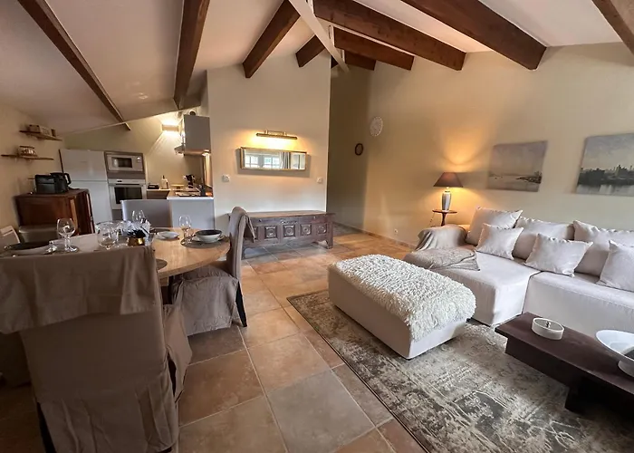 公寓 2eme Etage 4 Personnes Dans Chateau Avec Piscine Collective